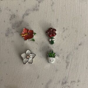 Set of 4 origami owl floral/plant charms